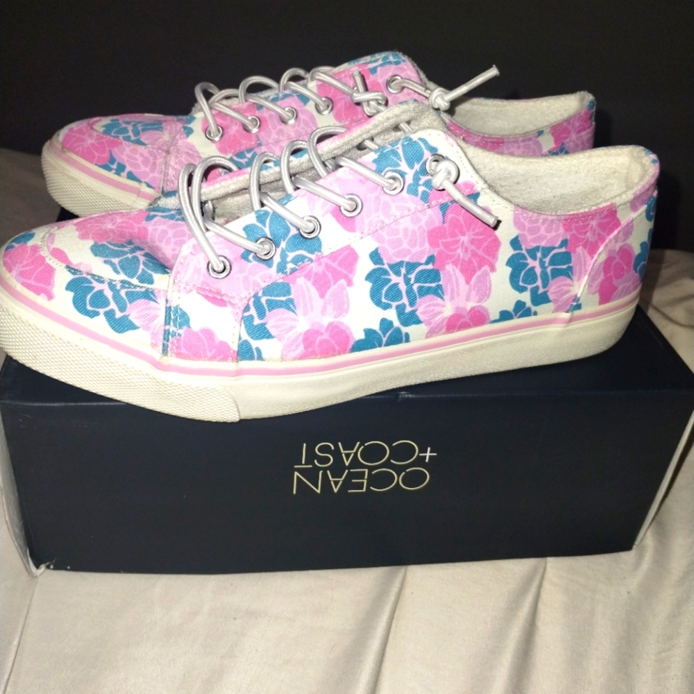 Women's Ocean And Coast Floral Slip In Shoes 10